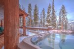 Private Hot Tub with Gorgeous Mountain Views