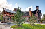 Blue Sky Offers Hot Tubs, Heated Pool, Arcade, Front Desk, Parking, Shuttle