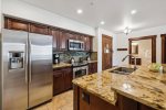 Gourmet Fully Equipped Kitchen