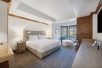 Three Full Bedroom with Luxury En Suite Bathrooms, Fireplaces, Mini Bar