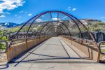Pedestrian bridge to Lionshead