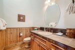 Retreat at Shock Hill Guest Bathroom