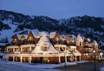 Walk to Silver Queen Gondola and Downtown Aspen 