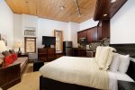 Aspen Colorado | Independence 210 | 1 Bedroom 