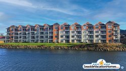  RIVER SONG at Seaside Beach: Riverfront, New Listing!!