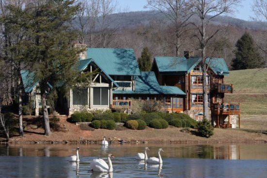 Falling Waters Lodge Located In Ellijay North Ga Cabin Rental