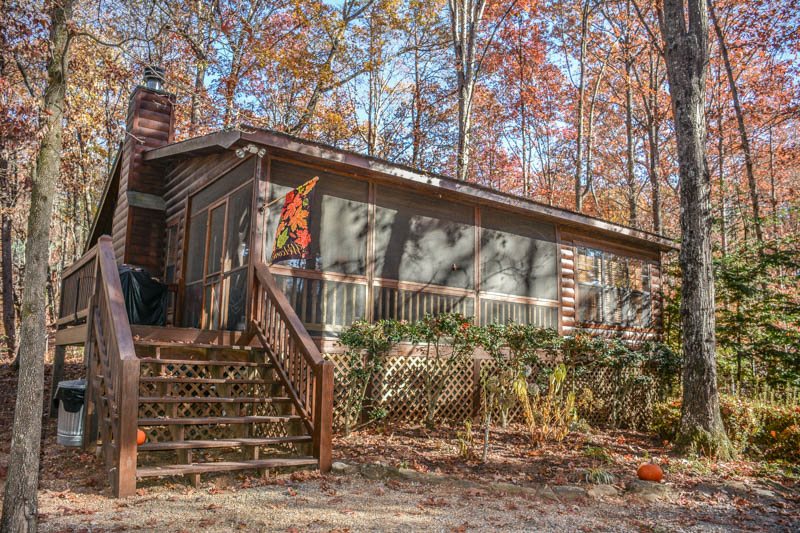 Escape The Bathroom Level 4 reality escape - 2 bedroom / 2 bathroom, sleeps 4, gas fireplace Escape The Bathroom Level 4 reality escape - 2 bedroom / 2 bathroom, sleeps 4, gas fireplace