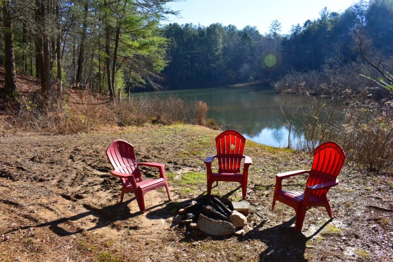 Misty Lake Lodge Located In Cherry Log North Ga Cabin Rental