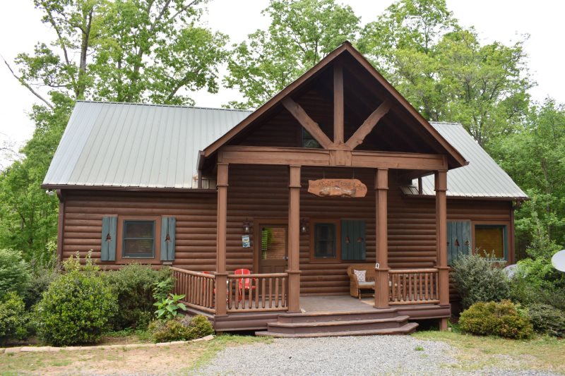 Runabout Trout Lodge Located In Mccaysville Epworth North Ga