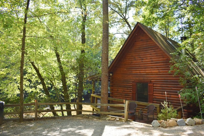 A Tumblin Run Mccaysville Ga North Ga Cabin Rental Pet Friendly