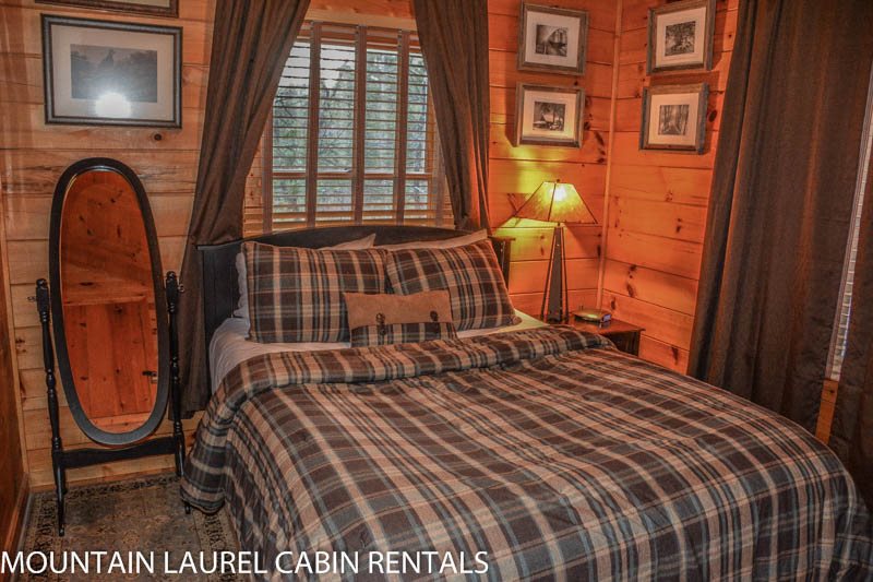 Come on up to Anglers Rest for your romantic getaway and breathtaking