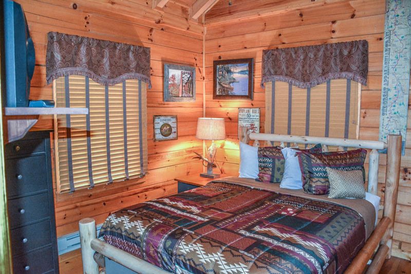 Come on up to Anglers Rest for your romantic getaway and breathtaking