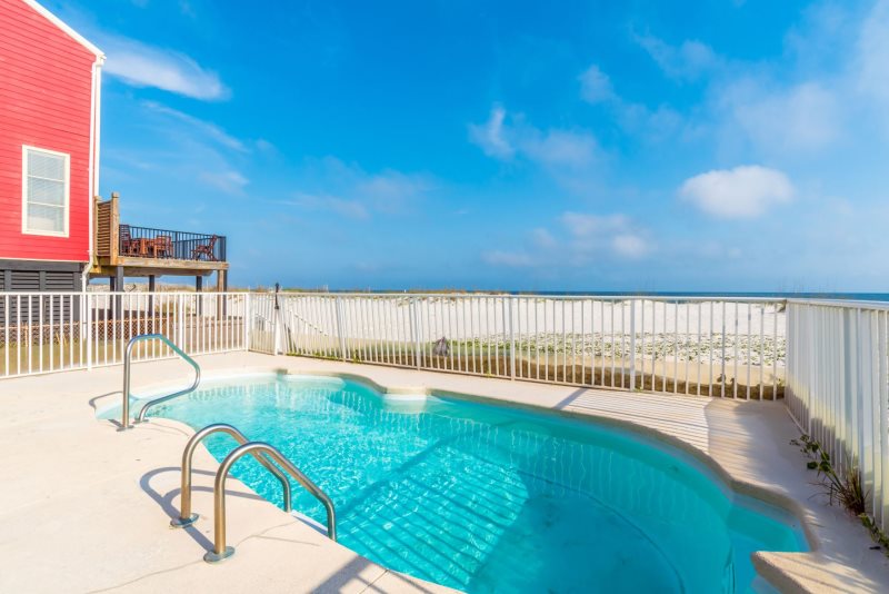 Triple Seas Gulf Shores Beachfront Vacation Home Rental