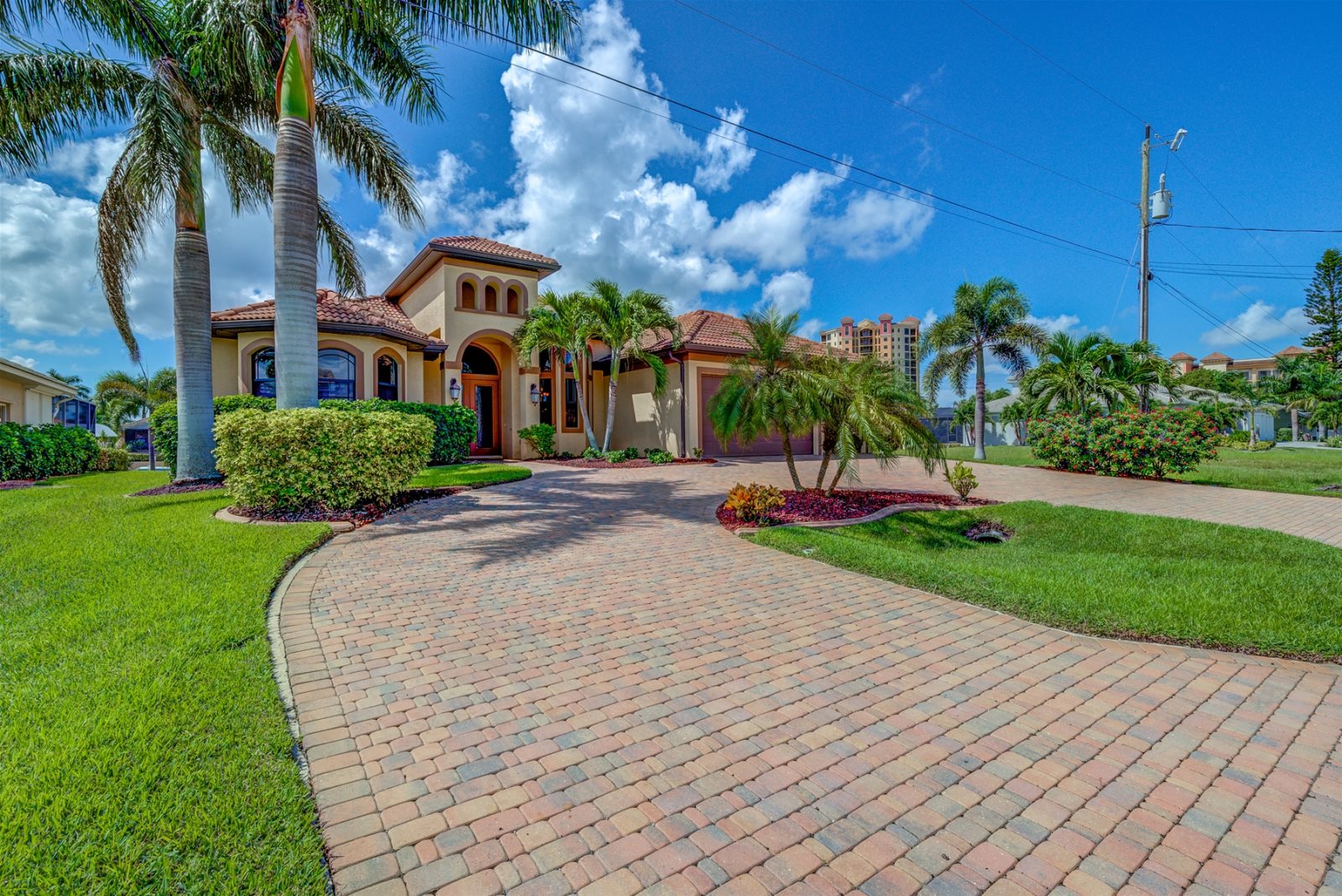 Majestic by Cape Harbour Cape Coral Vacation Home Gulf Access