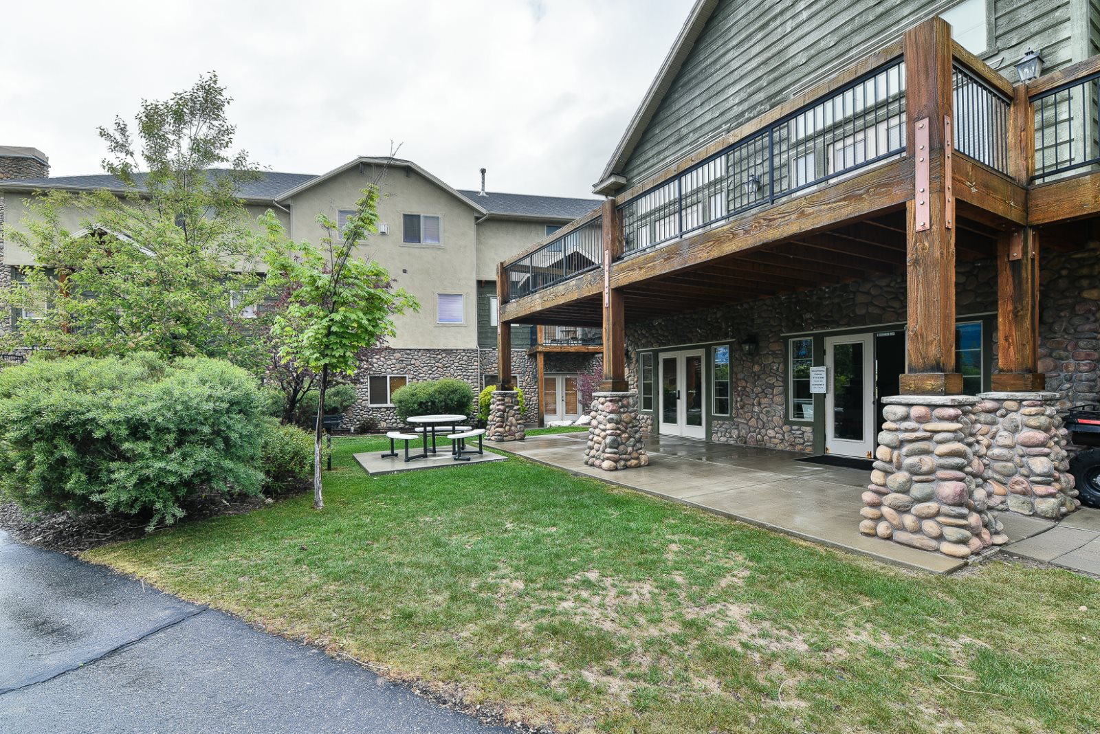 Deluxe Moose Hollow vacation condo in Eden Utah.