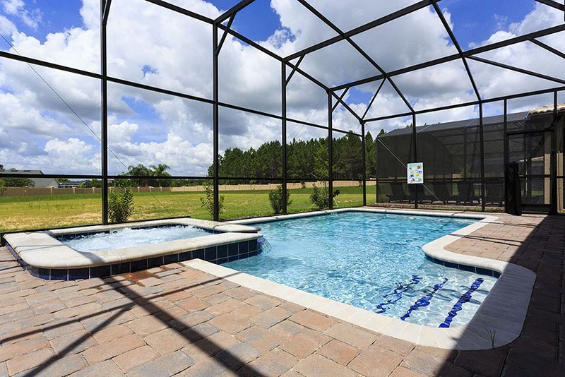 15 ft wide pool