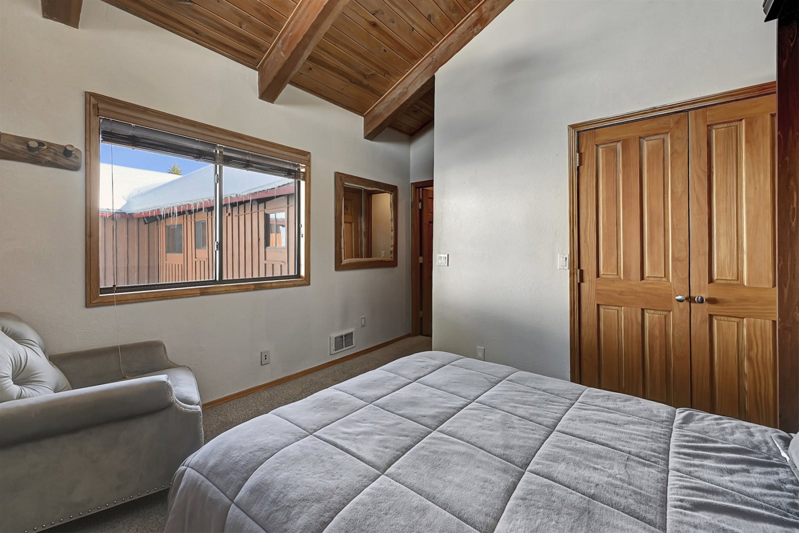 Timber Ridge Mammoth Rentals, Timber Ridge 28, Central Reservations of