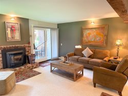 Wildflower 19- Nice, Spacious, Centrally Located