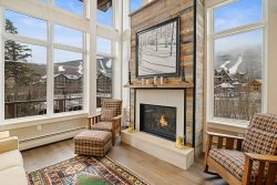 SKI IN - SKI OUT Luxury Townhome at Spruce Peak 