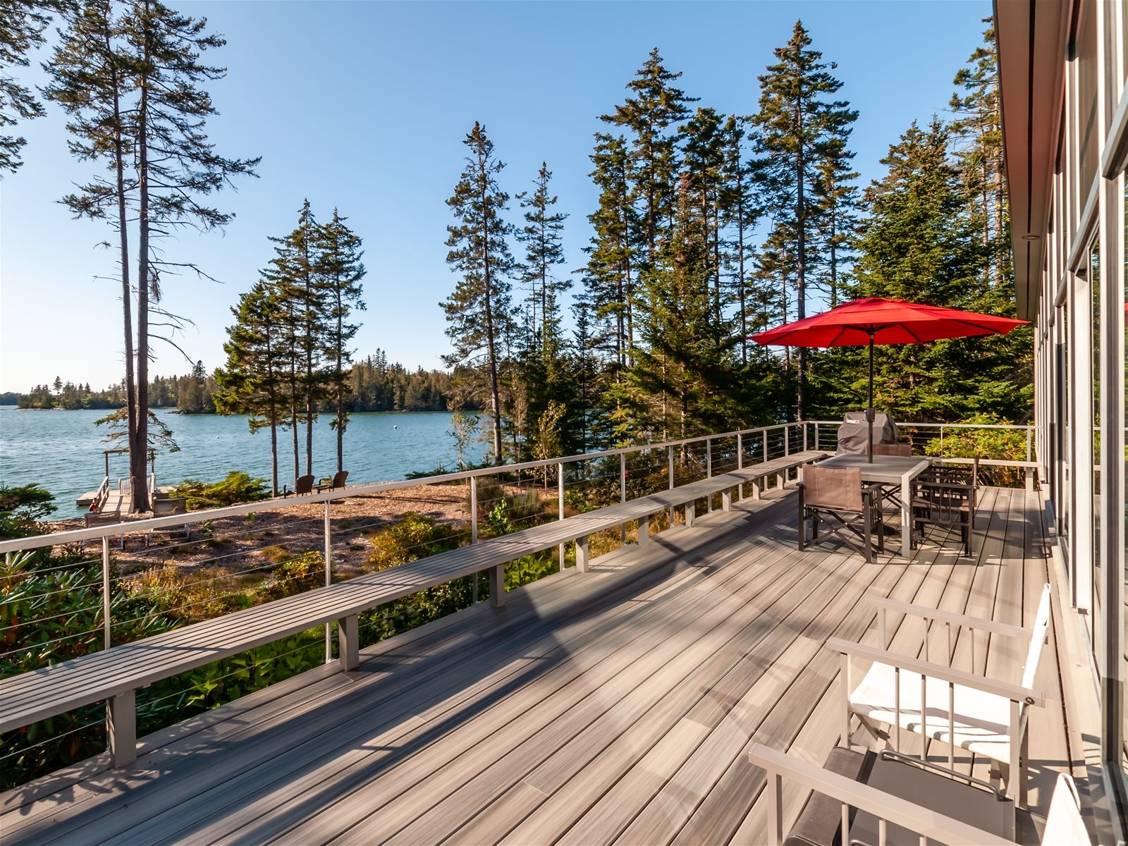 Glass House On the Water in Maine Vacation Rental Property