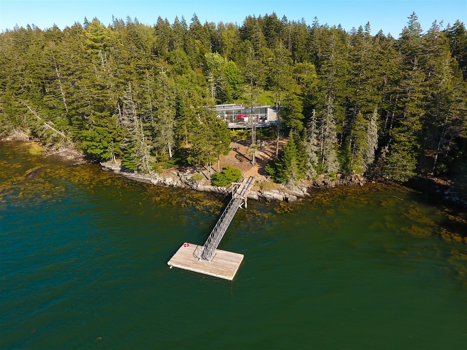 Glass House On the Water in Maine Vacation Rental Property