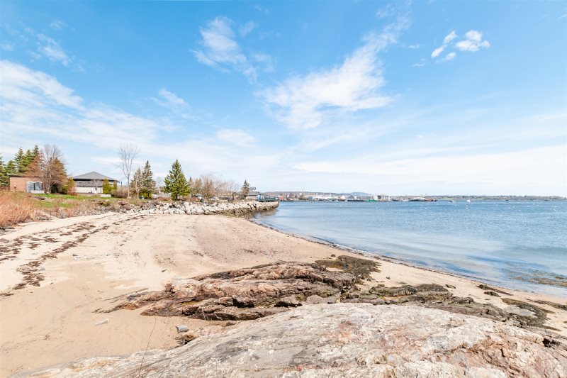 Rockland Harbor Haven On The Water In Maine Vacation Property