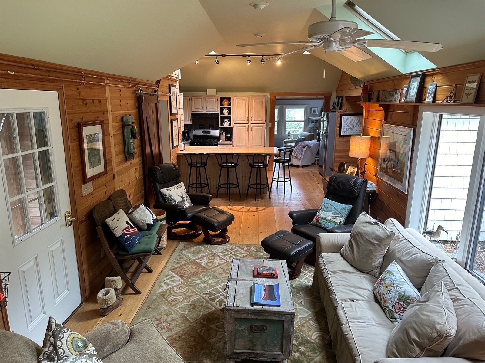 Pitcher Pond Cottages On The Water In Maine Vacation Rental Property