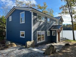 BLUE COTTAGE ON NORTON POND - Town of Lincolnville