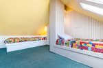  3rd floor bedroom with 2 Twin beds