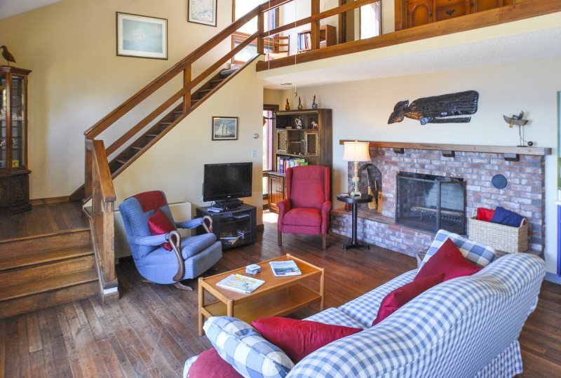 Lincoln Lookout On the Water in Maine Vacation Rental Property