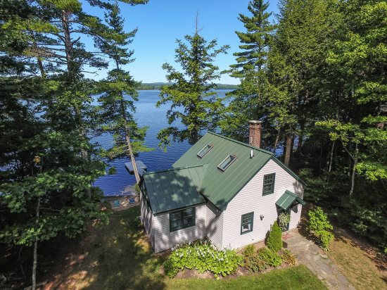 Pet Friendly Properties On The Water In Maine