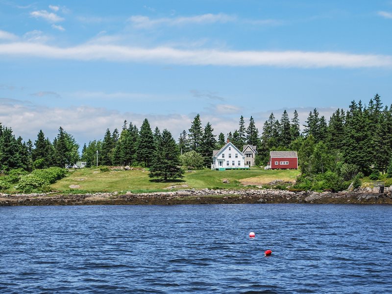 Arey Cove Farmhouse On the Water in Maine Vacation Properties