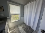 Primary en suite bathroom