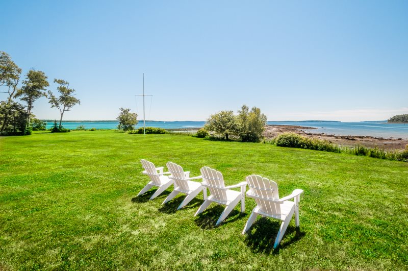 Rocky Point Estate On the Water in Maine Vacation Rental Property