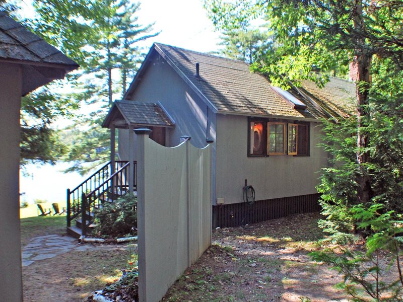 Pitcher Pond Cottages On The Water In Maine Vacation Rental Property