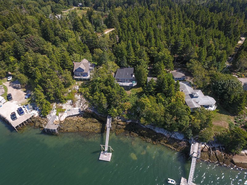 Blue Heron Cottage - On The Water In Maine Vacation Property