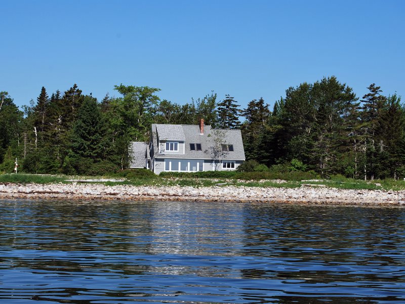 Nokomis Cottage On The Water In Maine Vacation Property Location Owls Head Right On Sandy Crockett S Beach