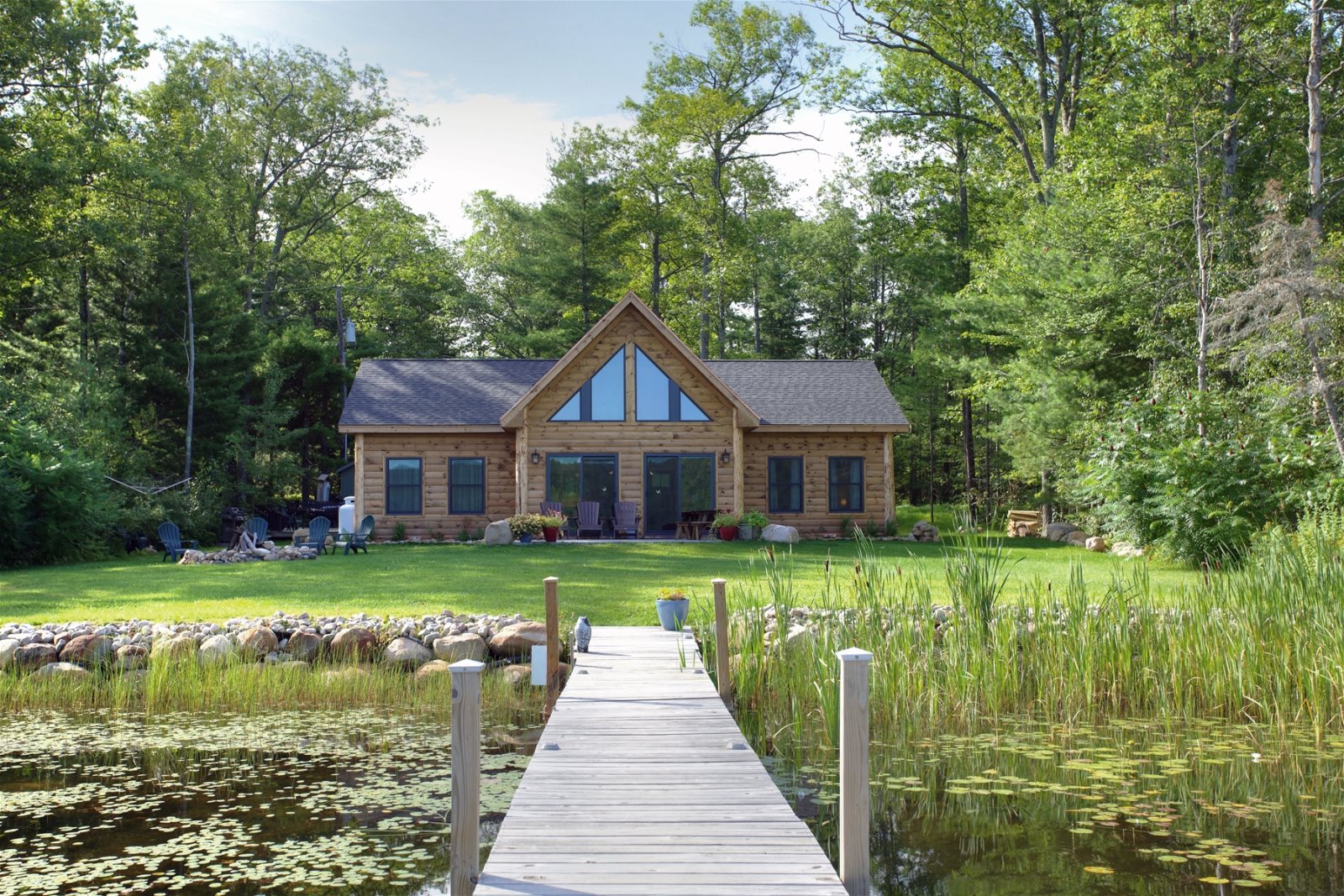 Moons and Loons Cabin Superb Waterfront Vacation Rental on Fern Lake