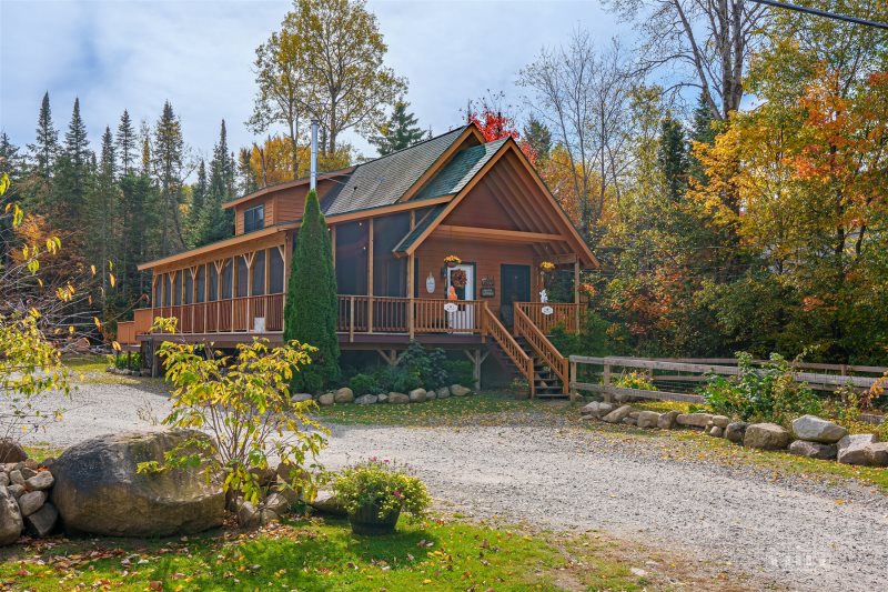 Cottage on the Edge - For Rent: Heat Shield for the WoodStove: Completed