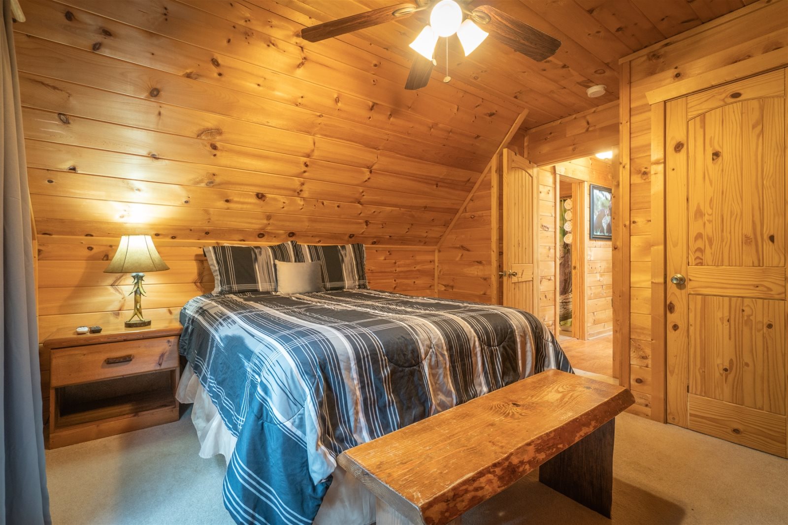 Lazy Bear Lodge | Cabin Rentals of Helen