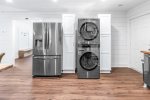 Washer & dryer & Fridge/freezer