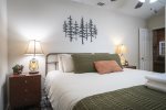 Guest bedroom 2