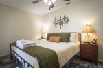 Guest bedroom 2