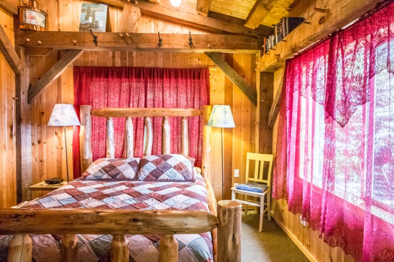 Amazing Grace Cabin Lake Superior Grand Marais, MN Cascade