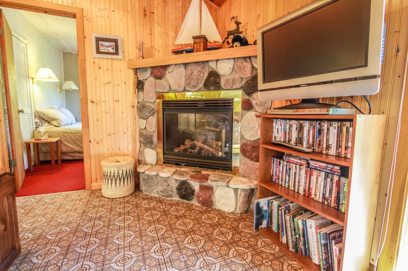 Caribou Crossing Cottage Caribou Lake Lutsen, MN Cascade Vacation