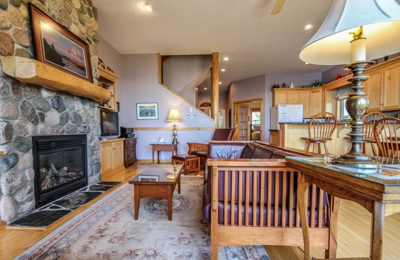 Aspenwood 6526 Lake Superior Tofte, MN Cascade Vacation Rentals