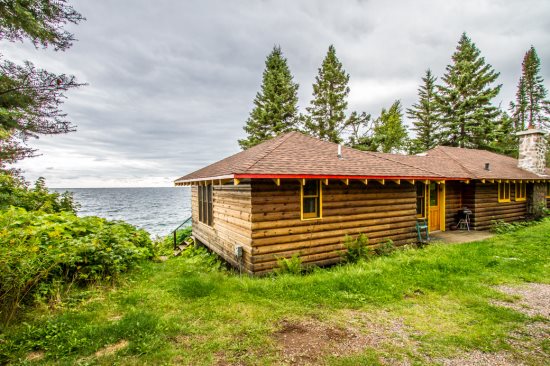 Table Rock Cabin Lake Superior Lutsen Mn Cascade