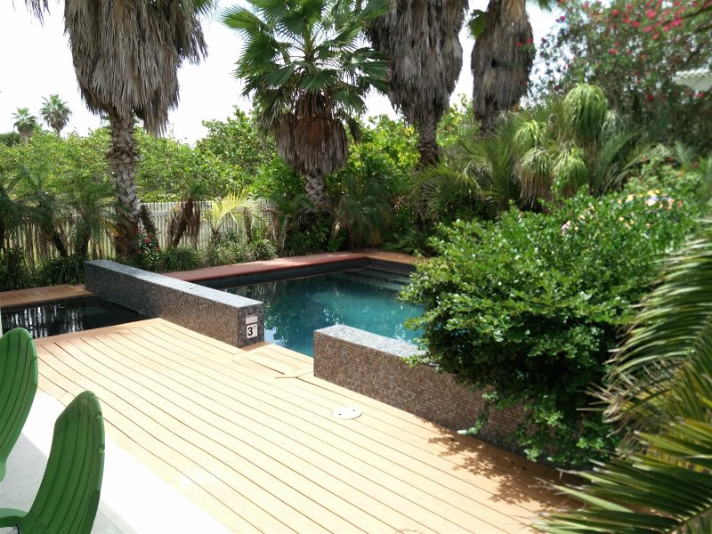 Beach Front Street at beach access 4.5 bedroom...5 bath Home with