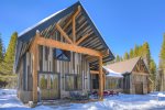 Basecamp Lodge - Brand New Luxury Home Secluded In The Mountains, Private Hot Tub!