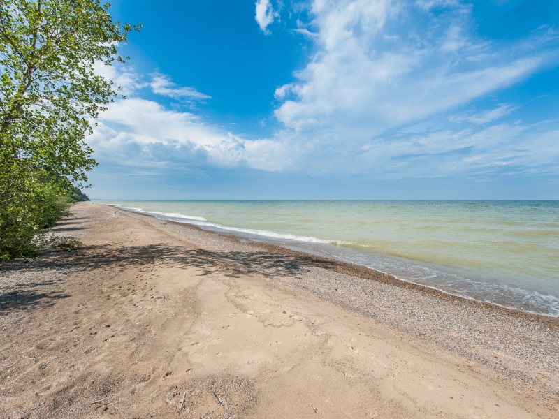 Glenora Bluffs - Lakefront Dog Friendly Rental With Private Beach